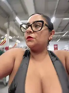 Sol biglips online show from January 27, 2025, 2:35 pm