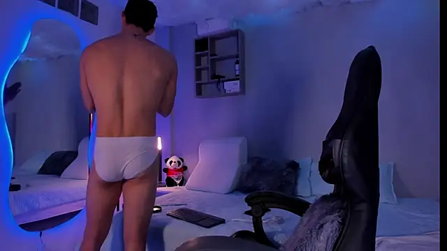 Snapshot of MarcoSullivan chatting on October 18, 2025, 12:06 pm MarcoSullivan online show from October 18, 2025, 12:06 pm