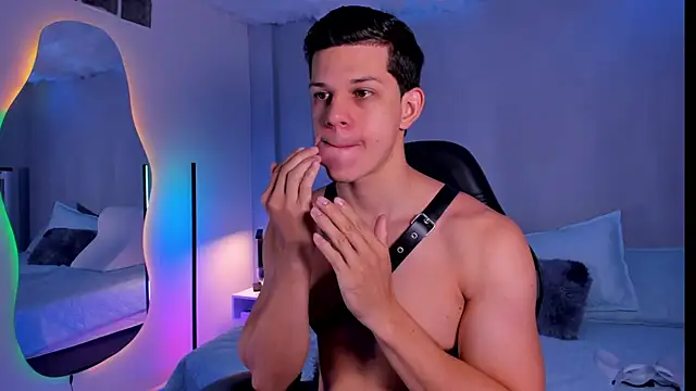 Snapshot of MarcoSullivan chatting on November 1, 2025, 1:46 pm MarcoSullivan online show from November 1, 2025, 1:46 pm