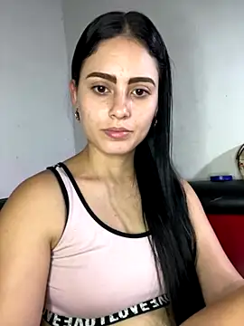 Azuna25 online show from October 19, 2025, 5:02 pm