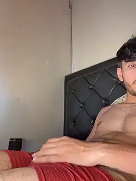 tom thick online show from February 7, 2026, 6:55 pm