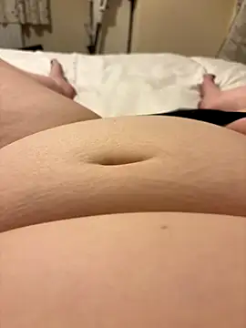 curvygirll2 online show from November 17, 2025, 5:41 pm