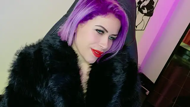 Snapshot of Natalia_Montoya chatting on July 6, 2026, 6:43 am Natalia Montoya online show from July 6, 2026, 6:43 am