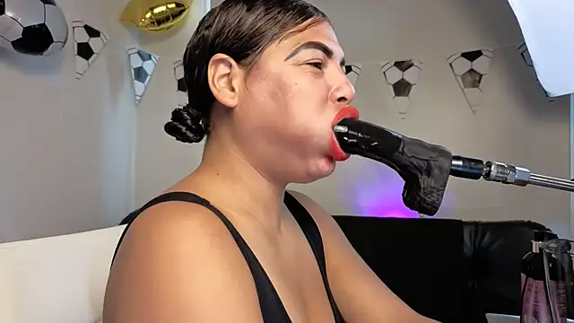 Anabel693 online show from July 12, 2026, 1:13 pm