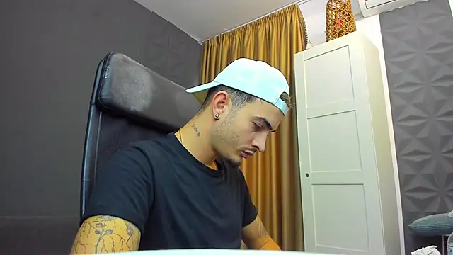 Snapshot of BrandonTate chatting on September 10, 2025, 9:20 am BrandonTate online show from September 10, 2025, 9:20 am