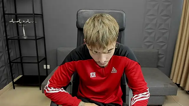 BrandonTate online show from October 9, 2025, 10:46 am