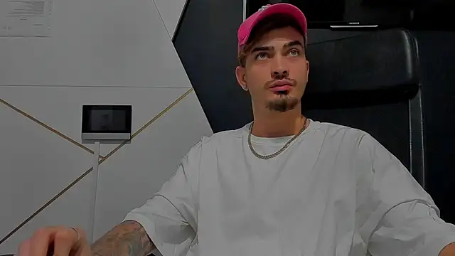 BrandonTate online show from December 23, 2025, 5:49 am