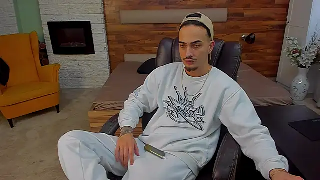 Snapshot of BrandonTate chatting on February 16, 2026, 2:02 pm BrandonTate online show from February 16, 2026, 2:02 pm