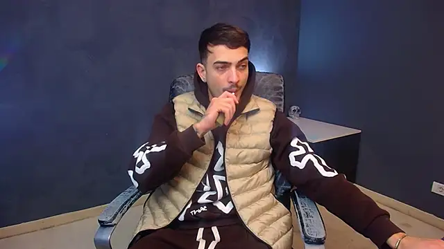 Snapshot of BrandonTate chatting on March 2, 2026, 4:47 am BrandonTate online show from March 2, 2026, 4:47 am