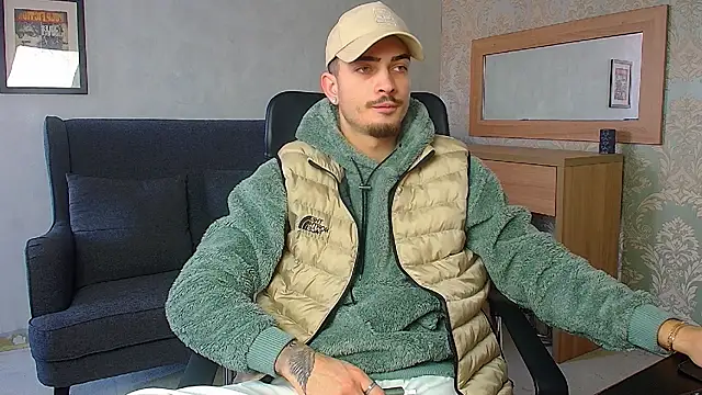 Snapshot of BrandonTate chatting on March 3, 2026, 12:00 pm BrandonTate online show from March 3, 2026, 12:00 pm