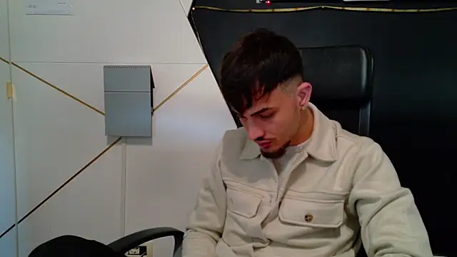 BrandonTate online show from April 5, 2026, 6:43 am