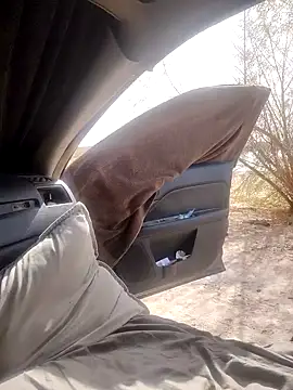 FloppyPickle4u online show from February 9, 2025, 7:19 pm