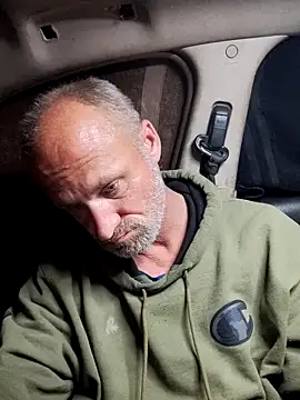 FloppyPickle4u online show from February 11, 2025, 7:33 am