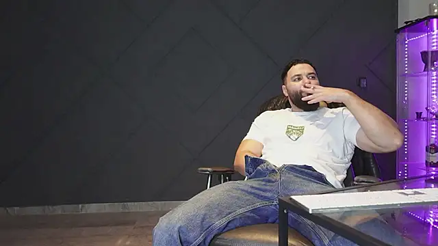 mattmasterss online show from March 15, 2026, 6:36 pm