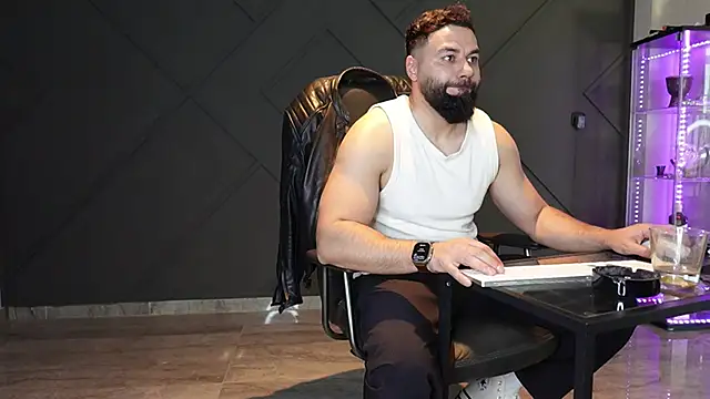 mattmasterss online show from April 7, 2026, 1:11 pm