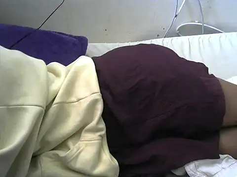 Ma-yolo001 online show from October 2, 2025, 8:21 am