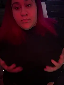 Juicyjordie online show from October 31, 2025, 3:29 am