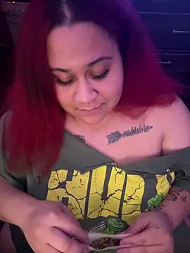 Juicyjordie online show from December 17, 2025, 5:57 am