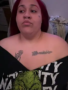 Juicyjordie online show from June 5, 2026, 5:14 am