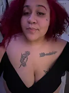 Juicyjordie online show from July 18, 2026, 5:22 am