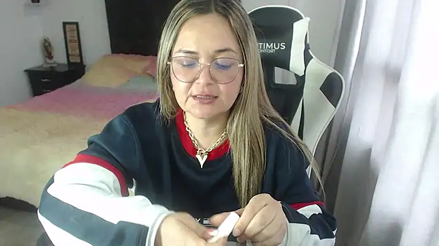 Snapshot of samy_vsn chatting on January 30, 2025, 8:42 pm samy vsn online show from January 30, 2025, 8:42 pm
