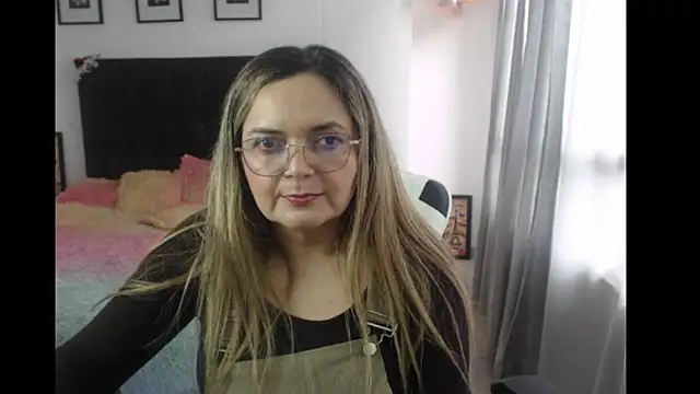Snapshot of samy_vsn chatting on March 11, 2025, 6:08 pm samy vsn online show from March 11, 2025, 6:08 pm