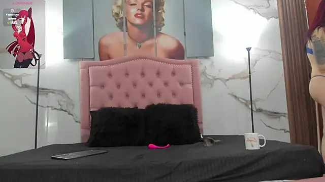 Ema Jonees online show from March 18, 2025, 11:41 am