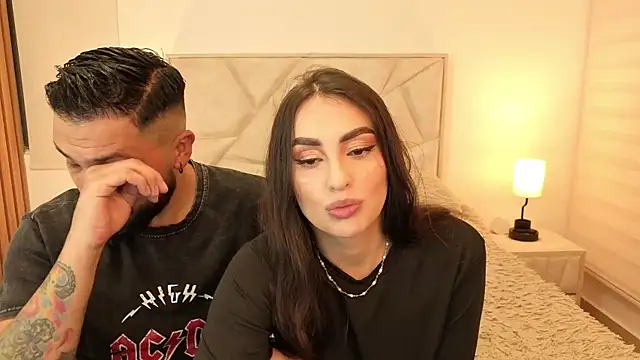 teseo and afroditha  online show from October 21, 2025, 4:24 am