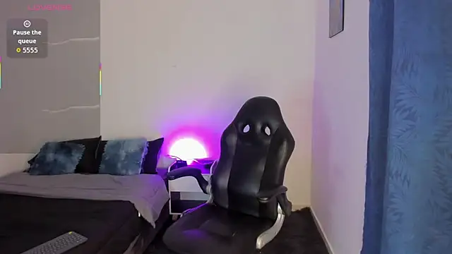 Snapshot of valentino_santoss chatting on February 20, 2026, 6:08 pm valentino santoss online show from February 20, 2026, 6:08 pm