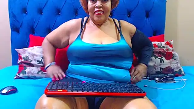 ebonycandy10 online show from May 6, 2026, 4:30 am