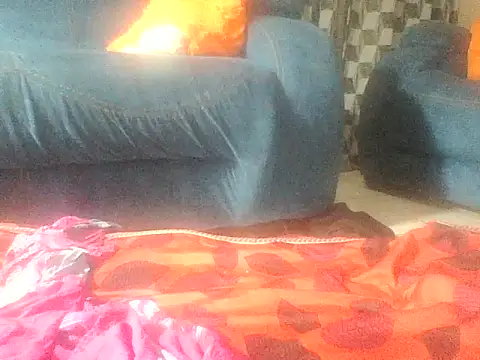 Naivegirrl online show from March 14, 2025, 11:53 pm