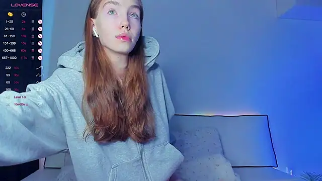 haileyishere online show from December 25, 2024, 8:18 am