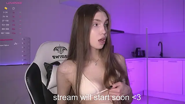 haileyishere online show from April 15, 2026, 12:06 am