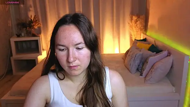 Snapshot of Little_doll_meow chatting on September 30, 2025, 3:11 am Little doll meow online show from September 30, 2025, 3:11 am