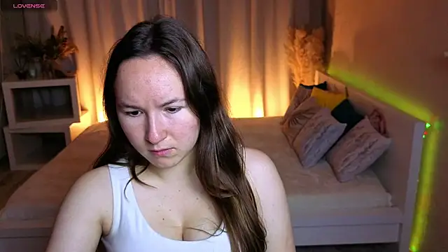 Snapshot of Little_doll_meow chatting on October 2, 2025, 2:51 am Little doll meow online show from October 2, 2025, 2:51 am