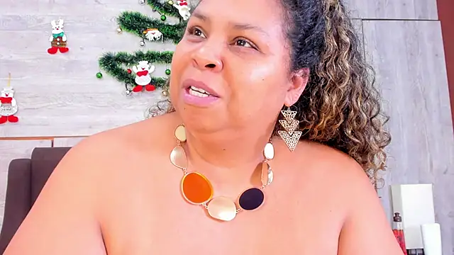 Lynn Jones online show from January 11, 2025, 12:22 am