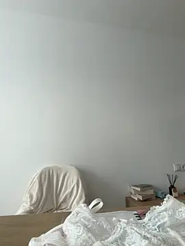 streetdoll online show from November 14, 2025, 3:00 pm