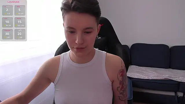 JessieFlower online show from October 31, 2025, 8:26 am