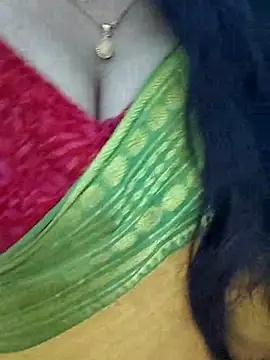 Payel-Sen online show from November 12, 2025, 5:13 pm