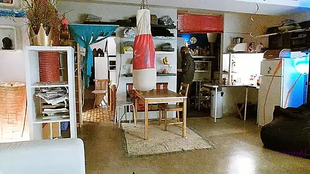 BongChannel online show from December 31, 2024, 6:46 pm