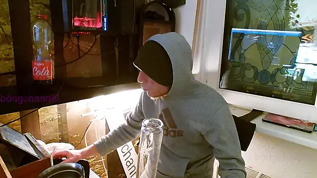 BongChannel online show from January 2, 2025, 8:49 am