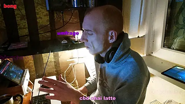 BongChannel online show from January 3, 2025, 12:11 am