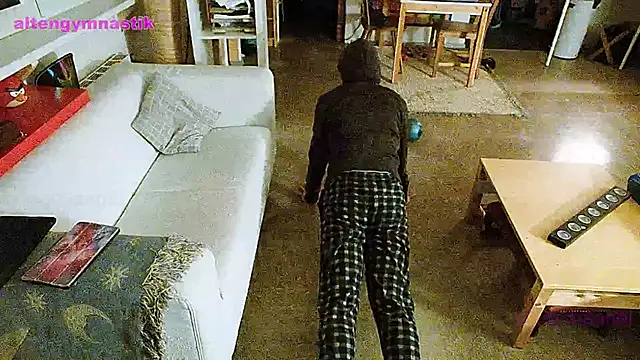 BongChannel online show from January 10, 2025, 7:11 pm