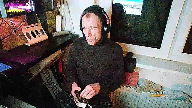 BongChannel online show from January 10, 2025, 10:36 pm