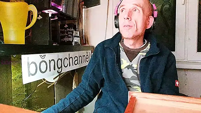 BongChannel online show from January 26, 2025, 3:27 am