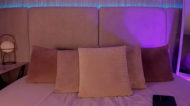 MALENA-ANGEL online show from October 15, 2025, 9:04 pm