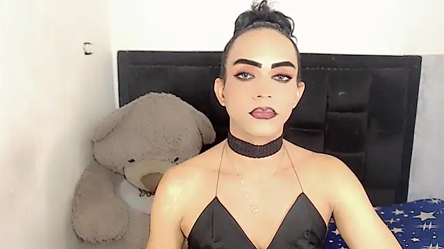 Snapshot of Michell_Queen chatting on January 21, 2025, 11:13 am Michell Queen online show from January 21, 2025, 11:13 am