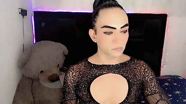 Michell Queen online show from March 17, 2026, 5:22 am