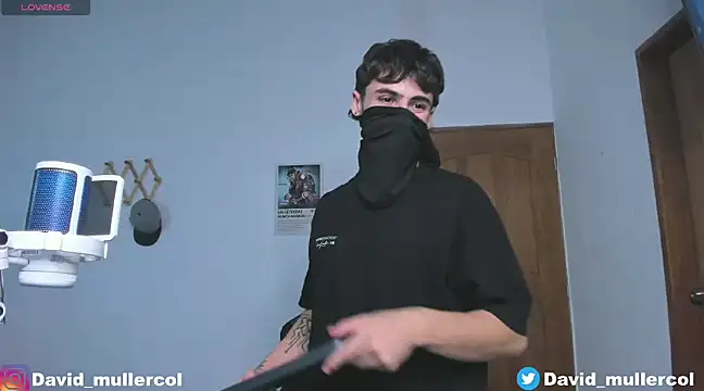 Snapshot of David_Brown18 chatting on December 20, 2024, 1:36 am David Brown18 online show from December 20, 2024, 1:36 am