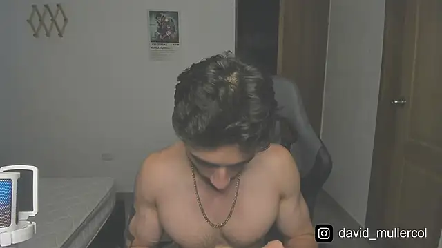 Snapshot of David_Brown18 chatting on February 3, 2025, 12:36 am David Brown18 online show from February 3, 2025, 12:36 am